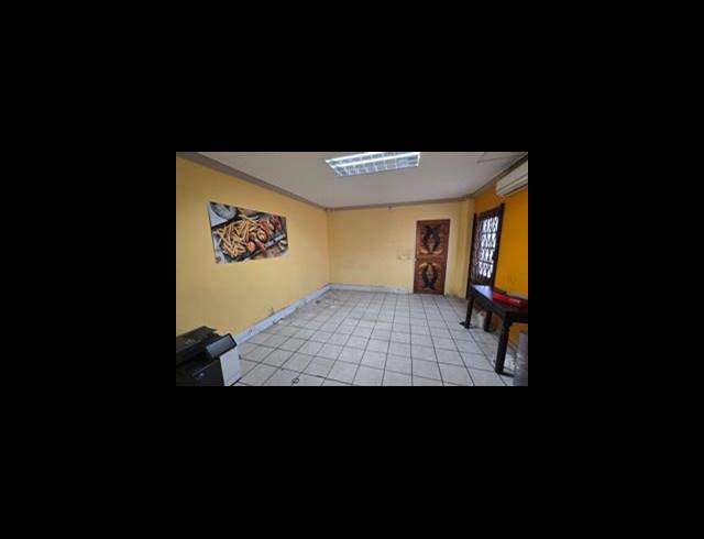 880M² BUSINESS CENTRE TO LET IN BENONI CENTRAL